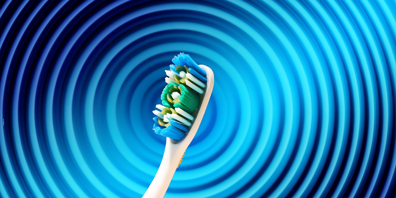Toothbrush, dental care, dentist — Scaling and Root Planing: Key to Combating Gum Disease