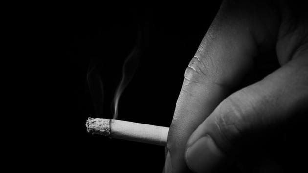 Select Smokes Canada: Your Cigarettes Delivered Same Day
